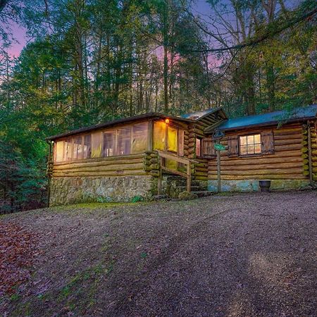 Russell Cabin ローガン エクステリア 写真