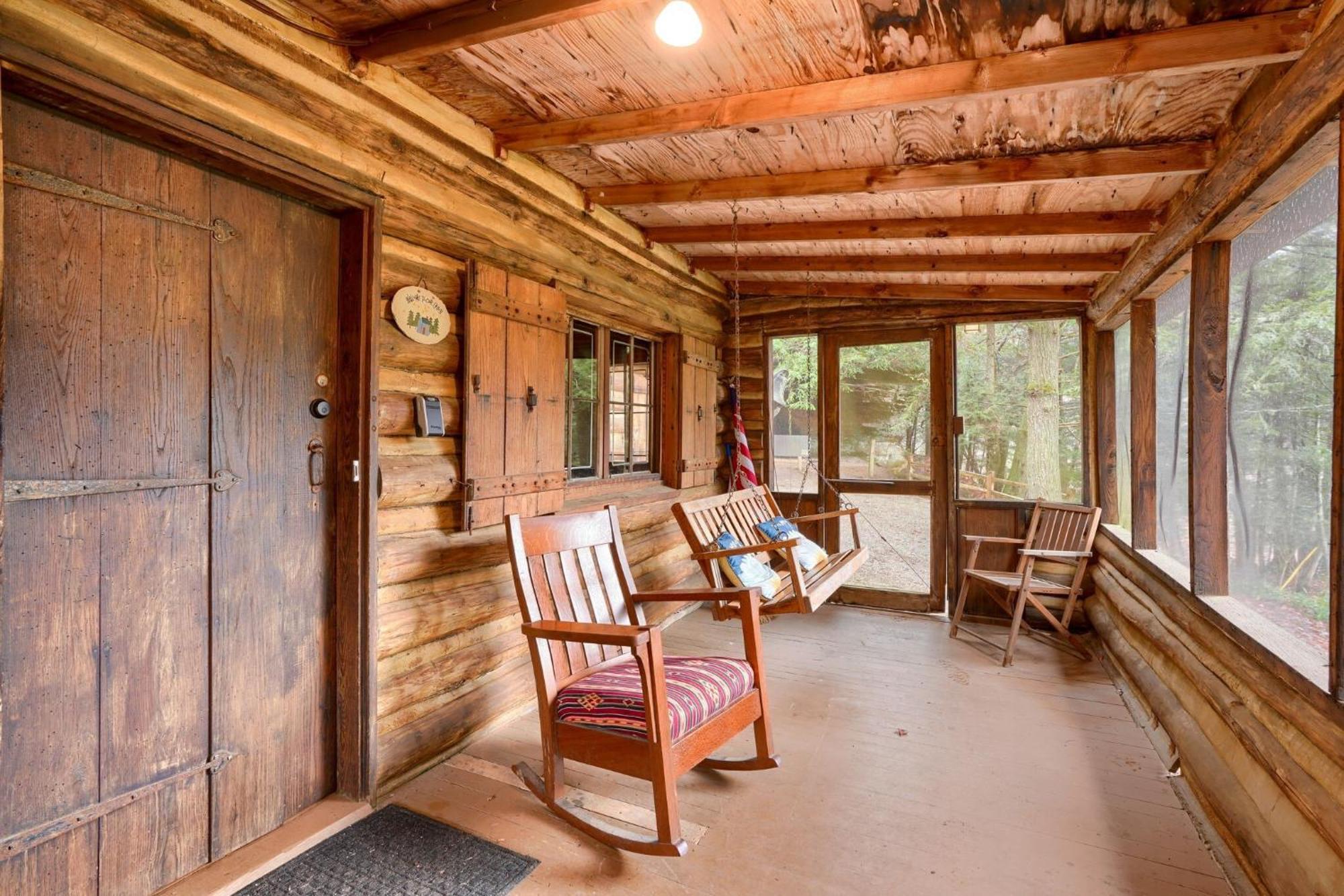 Russell Cabin ローガン エクステリア 写真